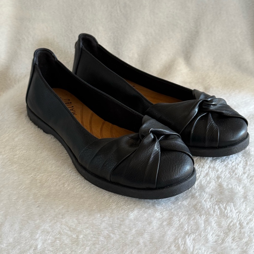 Blowfish Elegant Black Loafers Knot Accent Women’s Size 9.5 Slip‎ On Malido